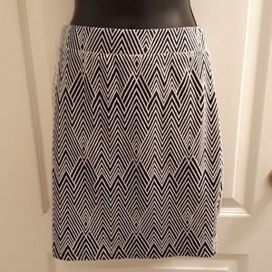 Suzy Shier geometric pencil skirt